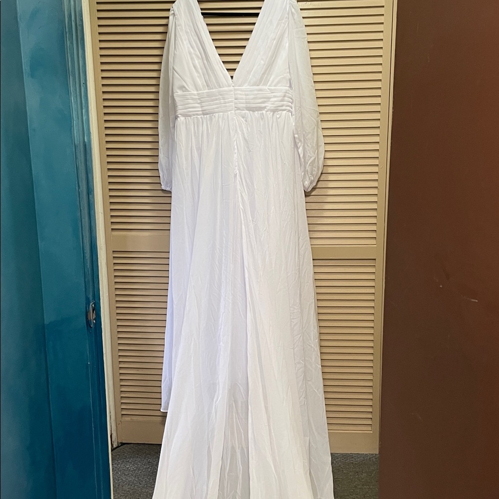 Elegant White Wedding Maxi Dress - Picture 7 of 8